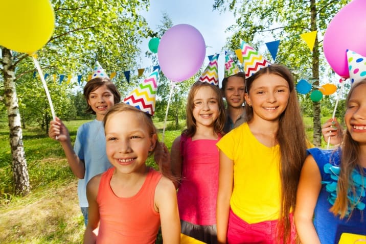 kids at a party-list of basic good manners for kids