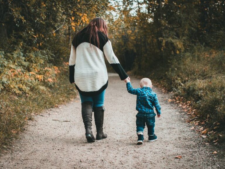468 Heartfelt Messages and Quotes for Moms on Mother’s Day and Every Occasion