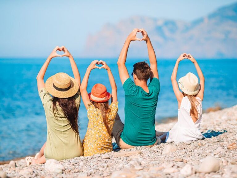 Summer Bucket List Ideas for Families (That Don’t Require a Screen)