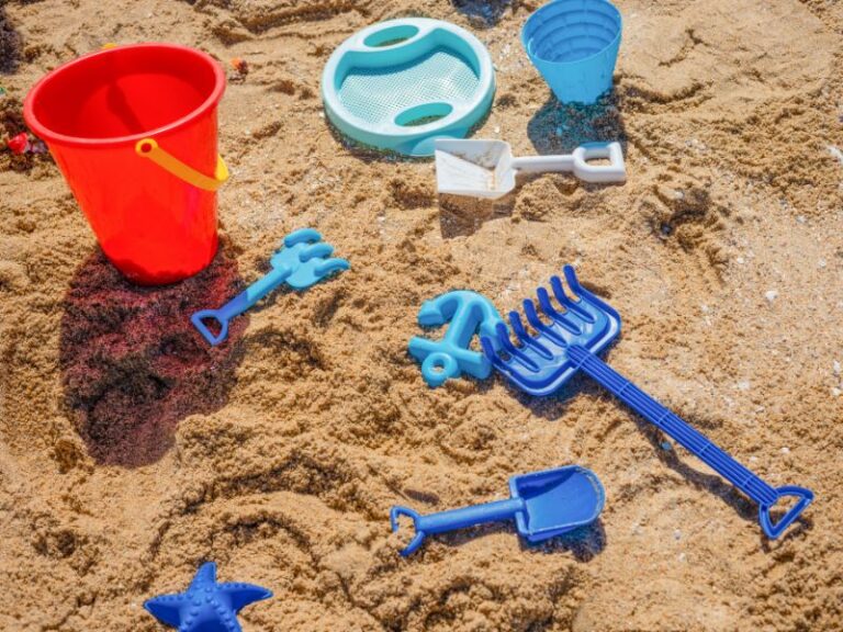 150 Low-Tech Summer Bucket List Activities for Kids and Teens of All Ages