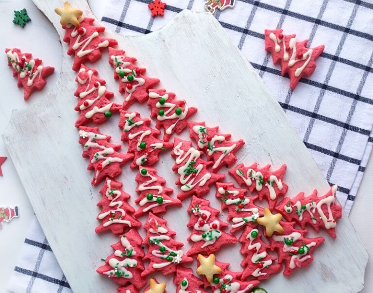Red Velvet White Chocolate Cookies (Christmas Edition)